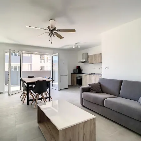 Apartment Location Saisonniere - Bel T3 Neuf - Ajaccio *